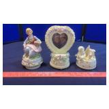 ASSORTED MUSIC BOXES & SNOW GLOBE