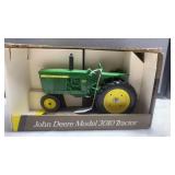JOHN DEERE 1960 MODEL 3010 TRACTOR ERTL