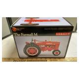 FARMALL "M" TRACTOR  PRECISION SERIES