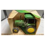 JOHN DEERE 2550 UTILITY TRACTOR MFWD ERTL
