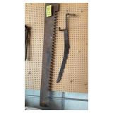 SAWBLADE & HAY KNIFE