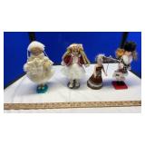 ASSORTED PORCELAIN DOLLS & FIGURES