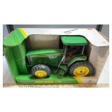 JOHNE DEERE 8300 MFWD TRACTOR ERTL