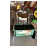 SCOTTS 3000 SEED SPREADER, BIN & COLLAPSABLE STAND