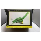 SPECCAST J.D. #18 ONE ROW CORN PICKER 1:16 SCALE
