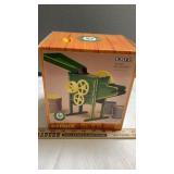 ERTL 1/8 SCALE CORN SHELLER