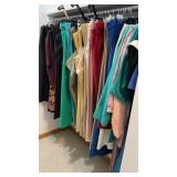 (50)+/- PAIRS OF LADIES PANTS (Sz. 16.)