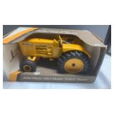 JOHN DEERE MODEL "5010 I" TRACTOR ERTL