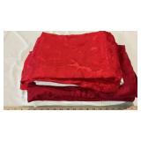 (4) TABLE CLOTHES (ATG)
