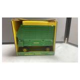 ERTL JOHN DEERE FORAGE WAGON 1/16 SCALE (NIB)