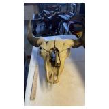 BUFFALO SKULL W/ CAPS