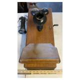 WALL PHONE (VINTAGE)