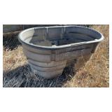 RUBBERMAID WATER TANK