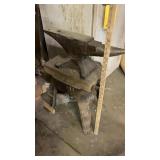 SOLID WROUGHT IRON ANVIL