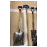 SHOVELS, RAKE, BROOM & MISC. HAND TOOLS