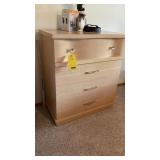 WOOD DRESSER