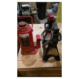 2 jack stands and 20 ton hydralic bottle jack
