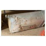 MAIL BOX, WIRE & SEED SPREADER