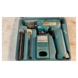 MAKITA DRILL & FLASH LIGHTS