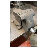 CRAFTSMAN 4-1/2" BENCH VISE