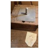 CONCRETE TROWELS & FINISHING TOOLS