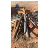 RED WOOD SCRAP LUMBER & MISC. WOOD