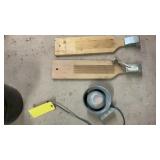 (2) FILET BOARDS, SPEAKER, TROWELS & GRILL