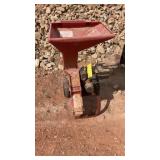 TROY-BILT JUNIOR TOMAHAWK CHIPPER