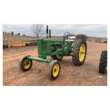 JOHN DEERE MODEL ï¿½Bï¿½ TRACTOR (FULLY RESTORED)