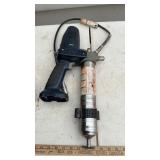 18 VOLT GREESE GUN W/THREE BATTERIES