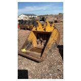 CAT 30' 5 TOOTH BUCKET- FITS CAT 315 / 320