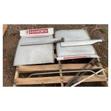 KENWORTH CHROME MUD FLAPS & HANDLES