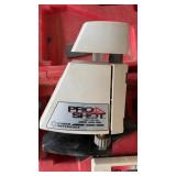 PRO SHOP BRAND LASER MOD. L2 W/CASE & TRI-POD