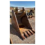 CAT BUCKET 36' 5 TOOTH- FITS CAT 315 / 320