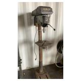 DELTA 16-1/2" DRILL PRESS (WORKS)