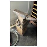 ANVIL ON STAND (NO MARKINGS)