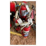 (5) FIRE EXTINGUISHERS W/BRACKETS (FULL)