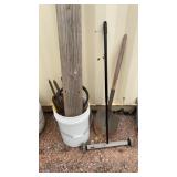 METAL CONCRETE STAKES, MAGNET & SHOVEL
