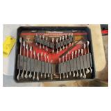 Gear wrench set ratcheting combination set