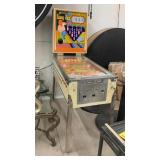 1962 Williams King Pin Pinball machine (WORKS)