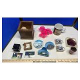 SHOT GLASSES, MAGNETS, & SOUVENIRS