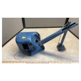 STRUCTO TOYS PRESSED STEEL STEAM SHOVEL CRANE