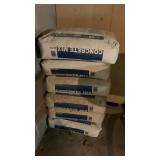 (6) SACKS OF CONCRETE MIX