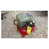 PORTER CABLE 150 PSI 6 GAL AIRCOMPRESSER (WORKS)