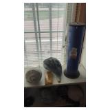 LARGE SEA SHELLS, FIGURINES AND MISC