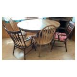 OAK CLAW FOOT TABLE & FOUR CHAIRS
