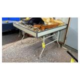 COLLAPSABLE SQUARE TABLE W/DEPTH