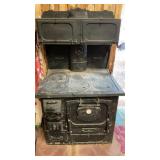 THE GREAT MAJESTIC WOOD COOKSTOVE
