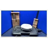 WAFFLE MAKER & ELECTRIC SKILLET