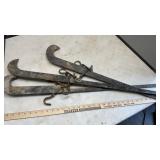 (3) BARN ARM SCALES